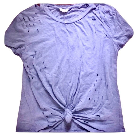 Tops - 🤘🏻NWOT DISTRESSED KNOT FRONT SHIRT 🤘🏻